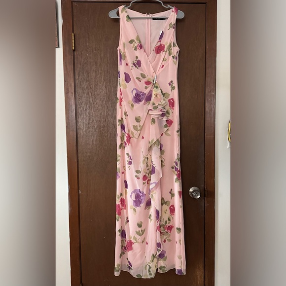 Pink Floral Evening Gown - Picture 3 of 9